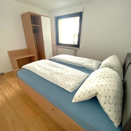 Spiegelkurve Apartamento